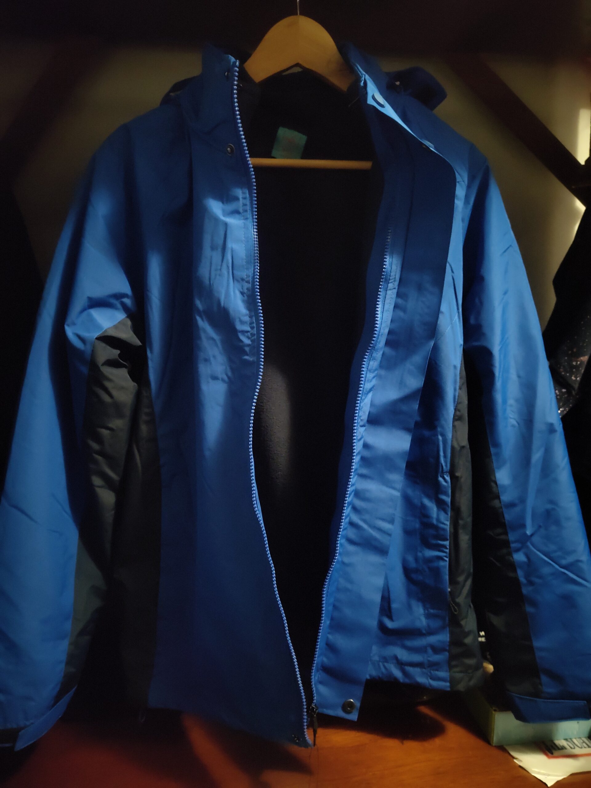 Campera Azul Impermeable con Polar Desmontable Hombre L - Image 4